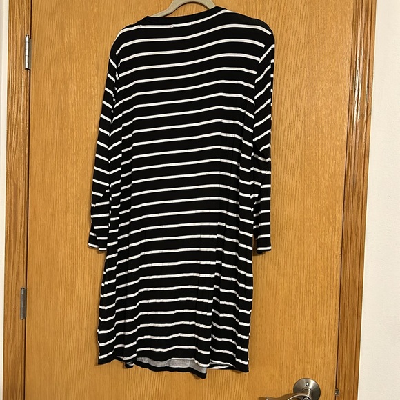 Size 1X Maurices Striped Long Sleeve Dress - Picture 2 of 5
